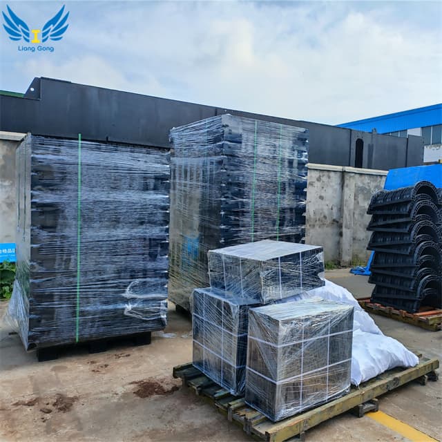 Lianggong Labor-saving Plastic Circular Formwork/Square Column Formwork for Column Concrete Construction