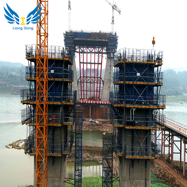 Hydraulic Automatic Lifting Self-Climbing Formwork 