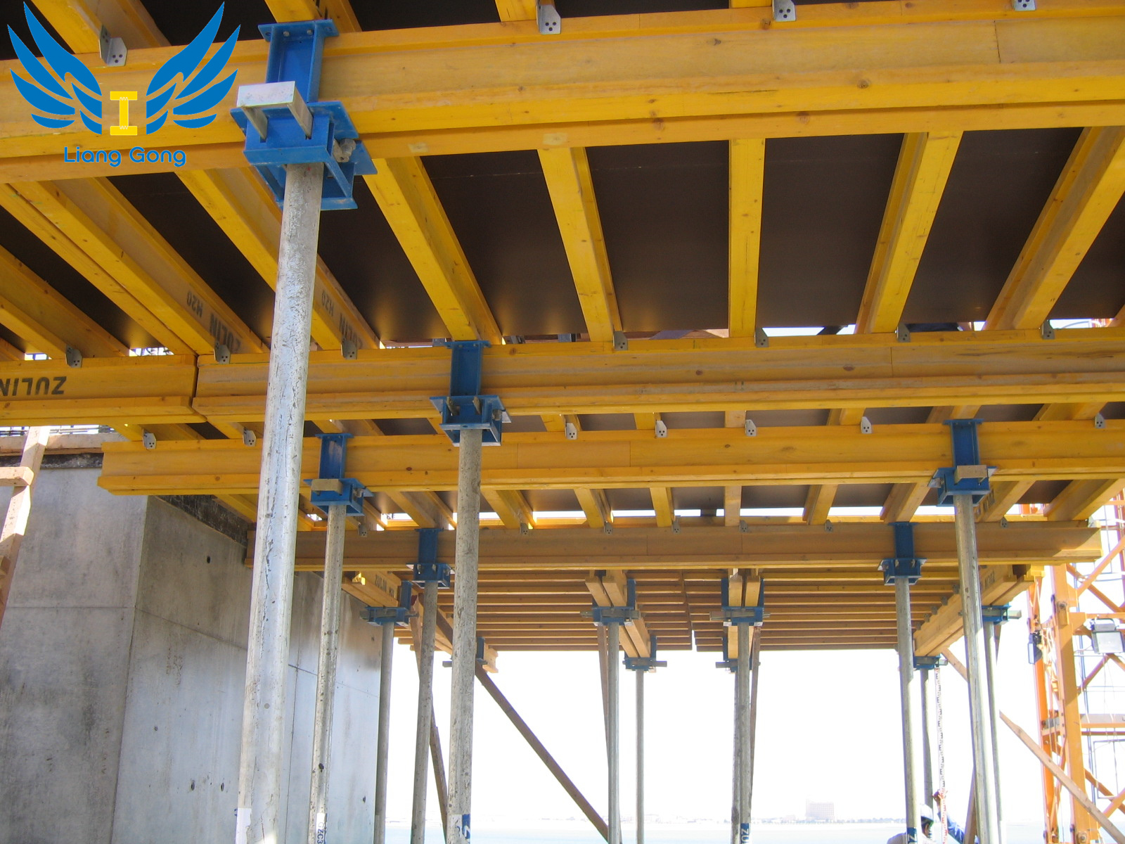 China Manufacturer Wholesale Price H20 Timber Beam Table Formwork For Slab Concrete Construction