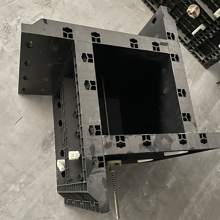 Adjustable square Column Plastic Formwork