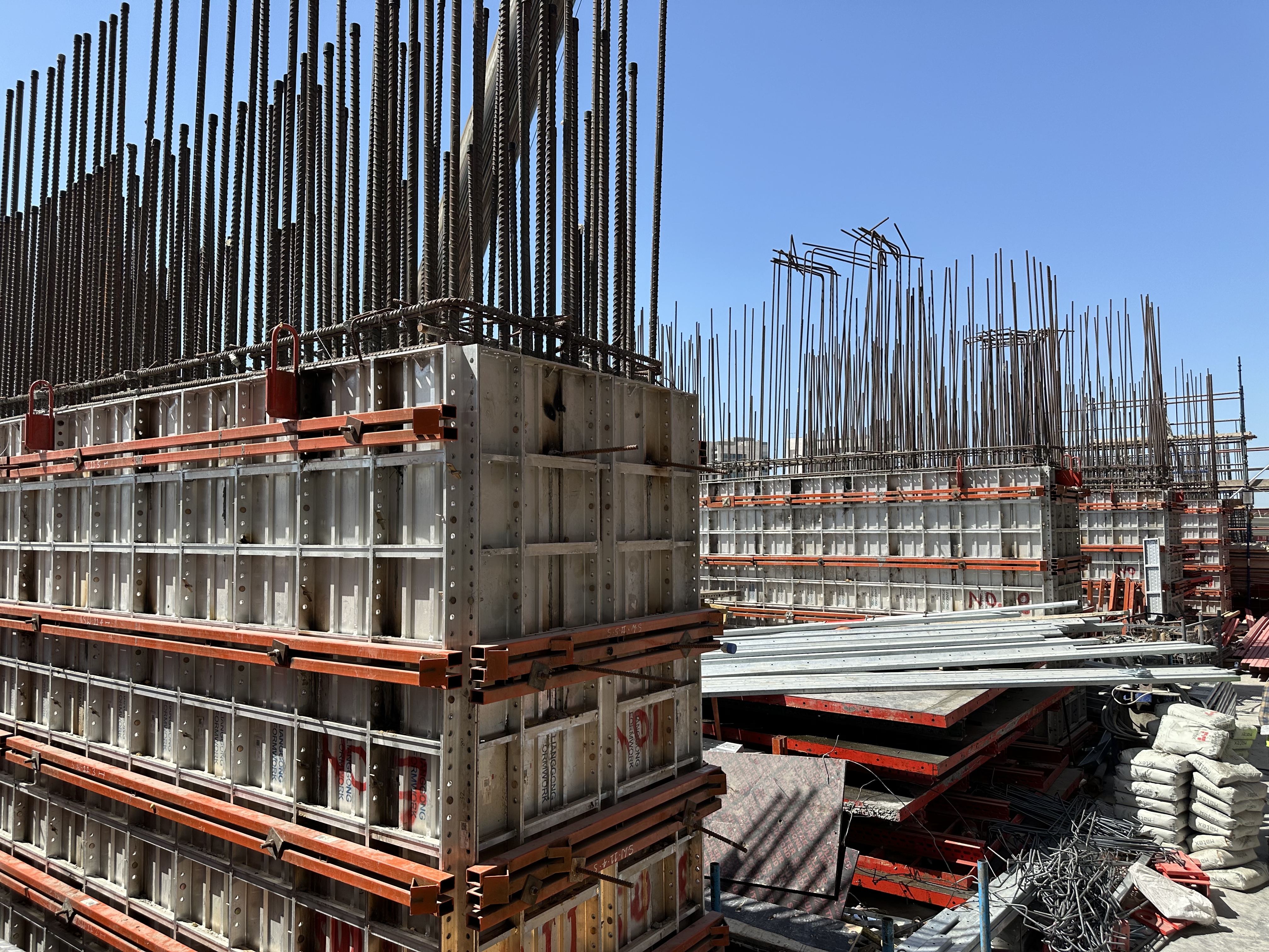 Арилжааны өндөр барилгууд