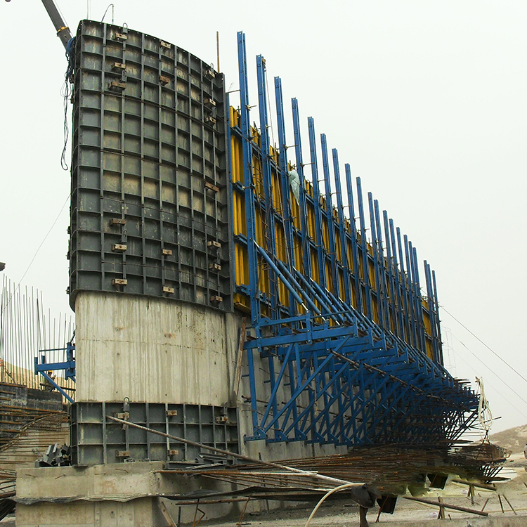 Cantilever Climbing Formwork